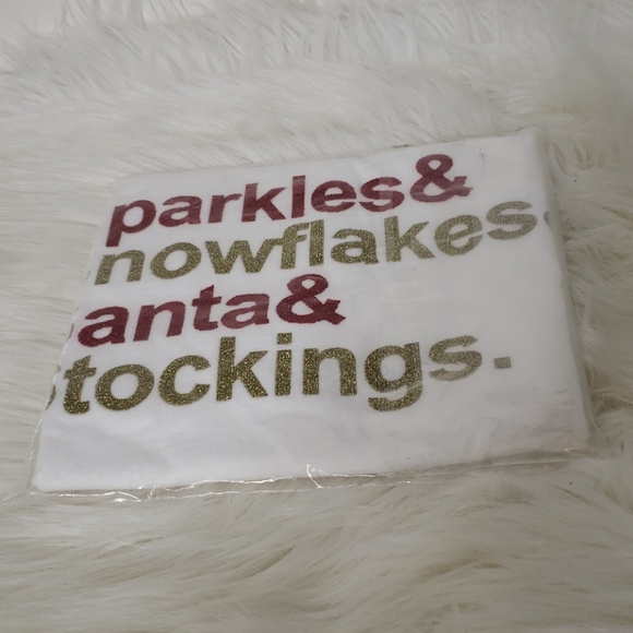 NWT Cotton Christmas TShirt Graphic - Picture 3 of 3